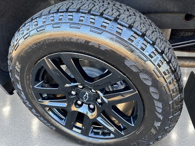 2024 Chevrolet Silverado 1500 RST Crew Cab 4WD - 23095254 - 12