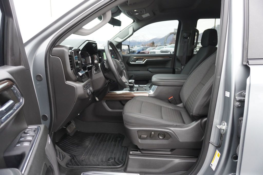 2024 Chevrolet Silverado 1500 RST Z71 - 22967205 - 18