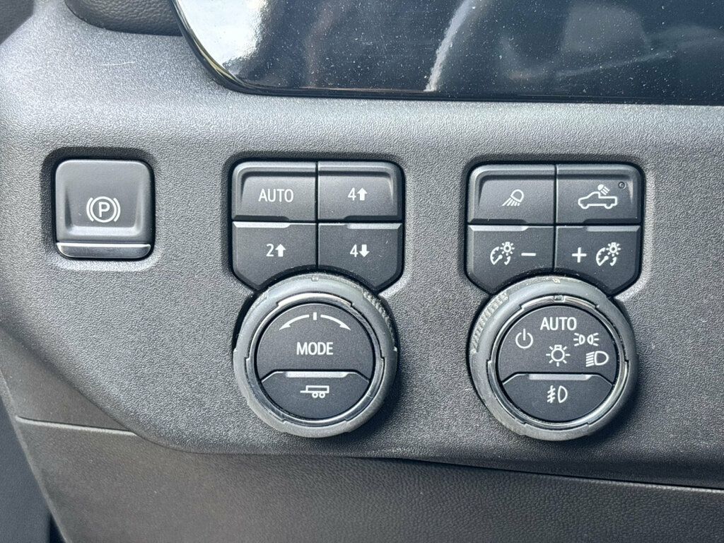 2024 Chevrolet Silverado 1500 Silverado 1500 LTZ 1LZ PREMIUM PKG Z71 OFF ROAD PKG LOADED!! - 23075765 - 37