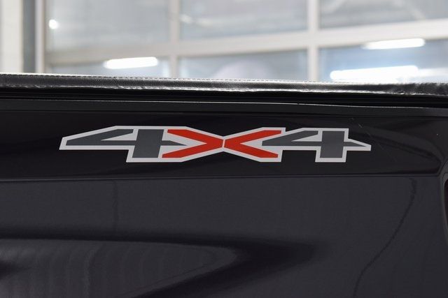 2024 Chevrolet Silverado 1500 WT - 22959171 - 23