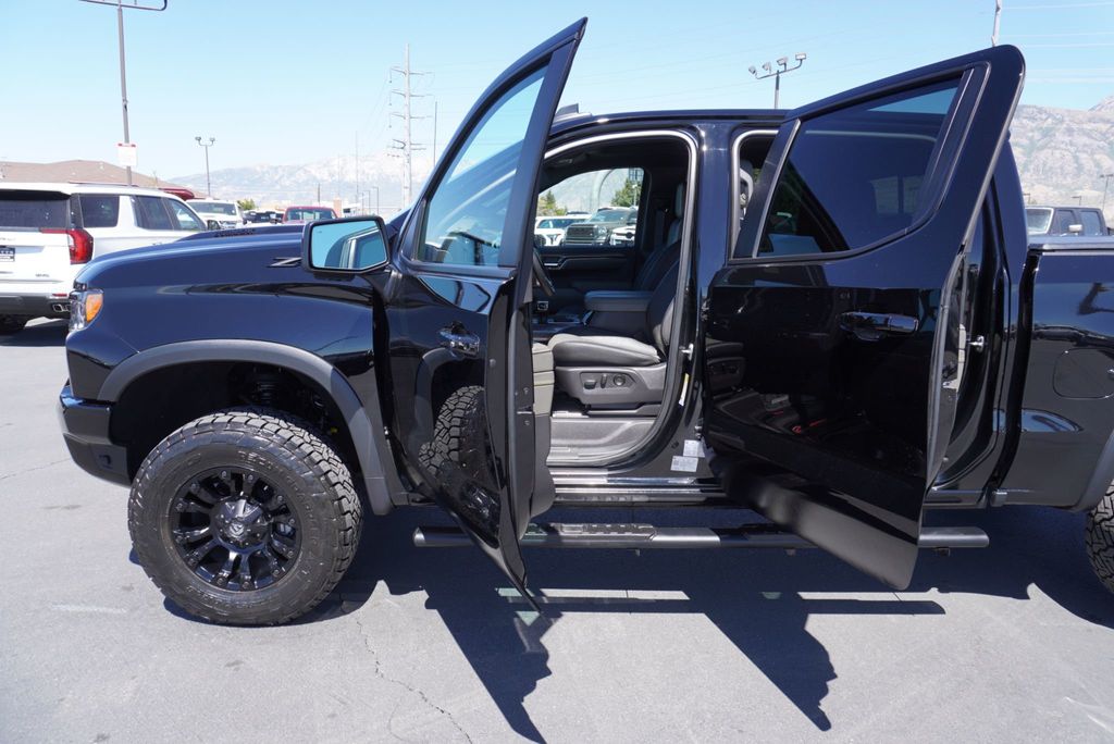 2024 Chevrolet Silverado 1500 ZR2 photo 14