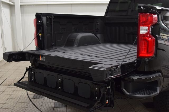 2024 Chevrolet Silverado 1500 ZR2 w/ Technology Package - 23038565 - 24