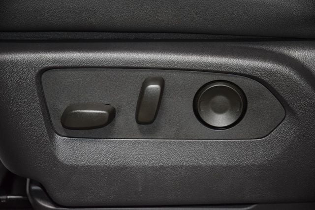 2024 Chevrolet Silverado 1500 ZR2 w/ Technology Package - 23038565 - 40