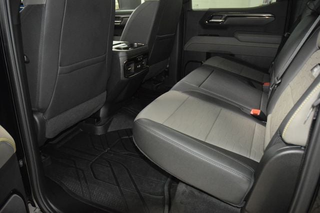 2024 Chevrolet Silverado 1500 ZR2 w/ Technology Package - 23038565 - 42