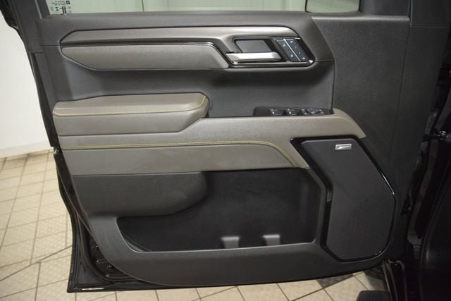 2024 Chevrolet Silverado 1500 ZR2 w/ Technology Package - 23038565 - 48