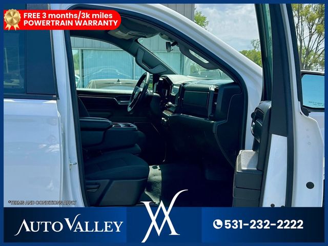 2024 Chevrolet Silverado 1500 Crew Cab LT Pickup 4D 5 3/4 ft - 23029195 - 16