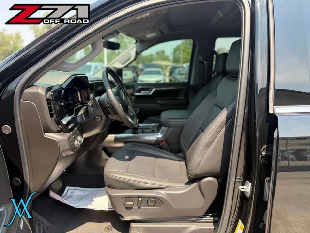 2024 Chevrolet Silverado 1500 Crew Cab LTZ Pickup 4D 5 3/4 ft - 23059599 - 12