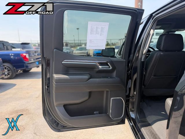 2024 Chevrolet Silverado 1500 Crew Cab LTZ Pickup 4D 5 3/4 ft - 23059599 - 15
