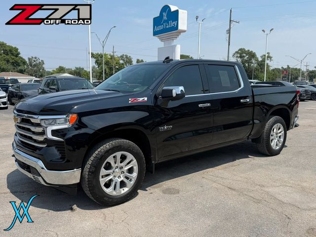 2024 Chevrolet Silverado 1500 Crew Cab LTZ Pickup 4D 5 3/4 ft - 23059599 - 2