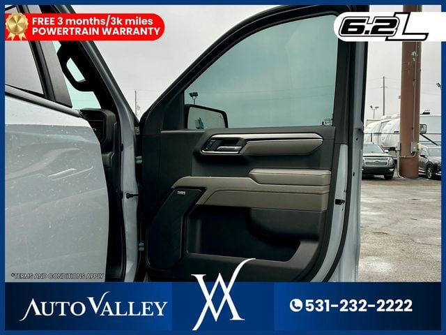 2024 Chevrolet Silverado 1500 Crew Cab ZR2 Pickup 4D 5 3/4 ft - 22969285 - 18