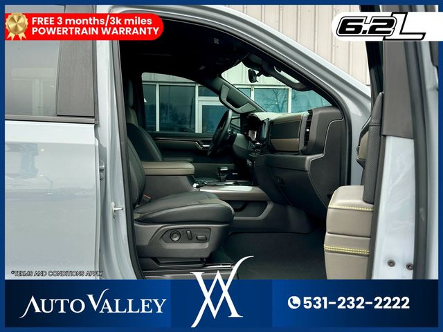 2024 Chevrolet Silverado 1500 Crew Cab ZR2 Pickup 4D 5 3/4 ft - 22969285 - 19