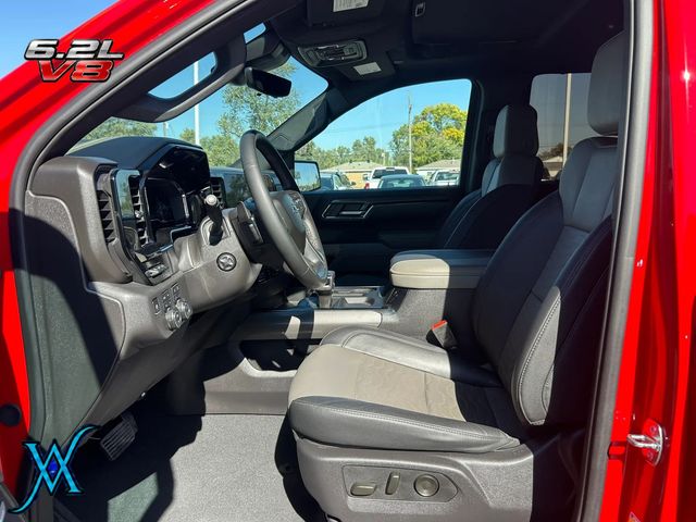 2024 Chevrolet Silverado 1500 Crew Cab ZR2 Pickup 4D 5 3/4 ft - 23094389 - 10