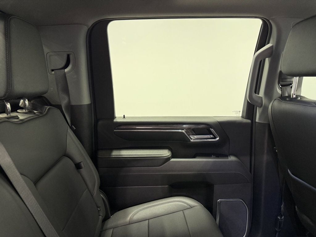 2024 Chevrolet Silverado 2500HD  - 23065578 - 27