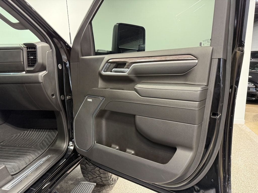 2024 Chevrolet Silverado 2500HD  - 23065578 - 37