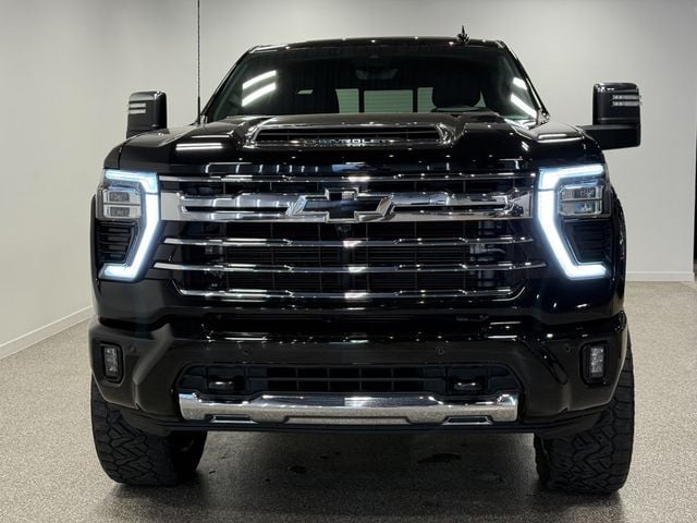 2024 Chevrolet Silverado 2500HD  - 23065578 - 3