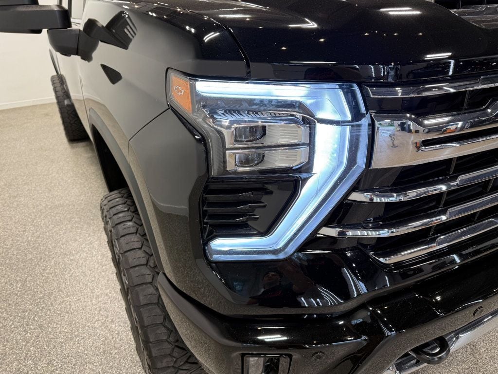 2024 Chevrolet Silverado 2500HD  - 23065578 - 4