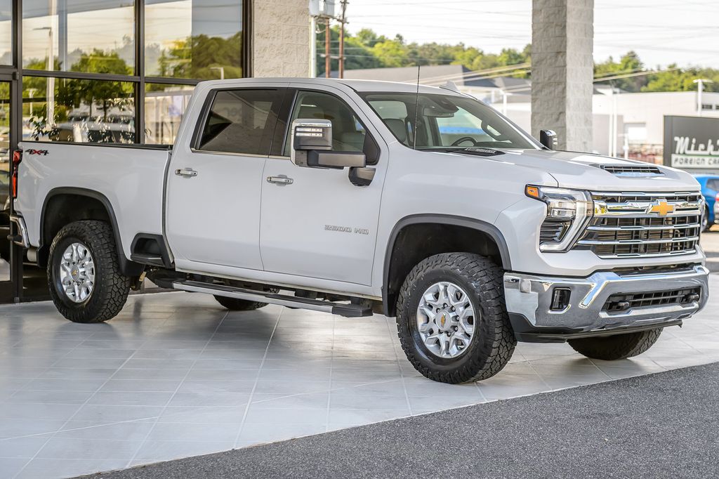 2024 Chevrolet Silverado 2500HD 24 CHEVROLET SILVERADO 2500HD 6.6L TURBO DIESEL LTZ CREW CAB  - 23023554 - 3