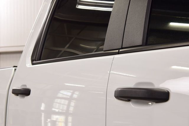 2024 Chevrolet Silverado 2500HD 2500HD CREW 4X4 CUSTOM * 6.6 V8 * 8' BED * 1 OWNER * LOCAL TRADE - 22998672 - 14