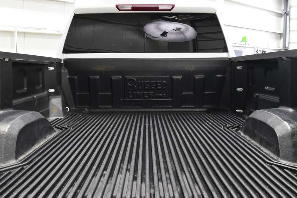 2024 Chevrolet Silverado 2500HD 2500HD CREW 4X4 CUSTOM * 6.6 V8 * 8' BED * 1 OWNER * LOCAL TRADE - 22998672 - 17