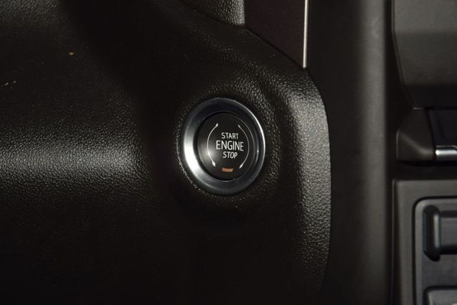 2024 Chevrolet Silverado 2500HD 2500HD CREW 4X4 CUSTOM * 6.6 V8 * 8' BED * 1 OWNER * LOCAL TRADE - 22998672 - 26