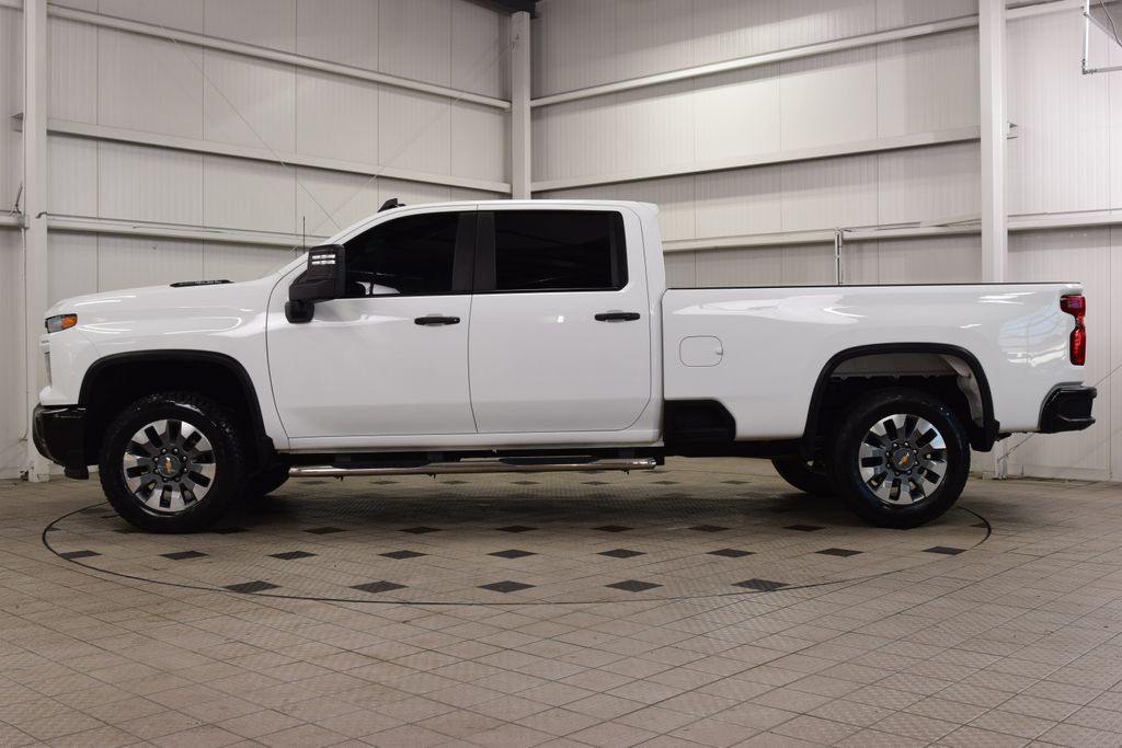 2024 Chevrolet Silverado 2500HD 2500HD CREW 4X4 CUSTOM * 6.6 V8 * 8' BED * 1 OWNER * LOCAL TRADE - 22998672 - 3