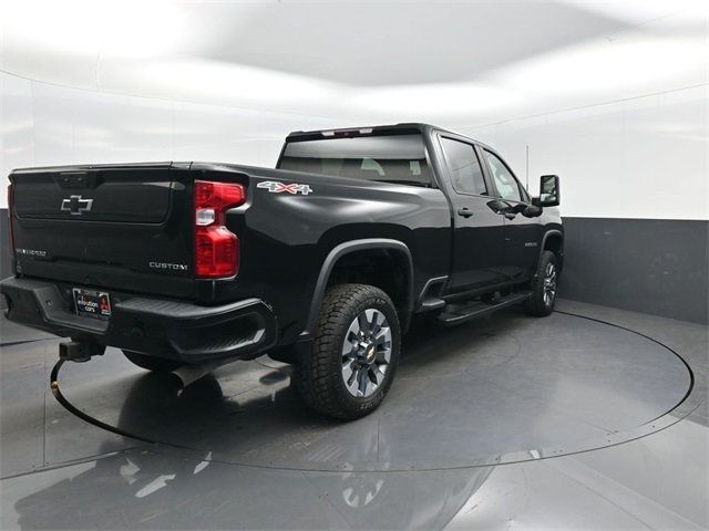 2024 Chevrolet Silverado 2500HD 4WD Crew Cab 159" Custom - 22921133 - 29
