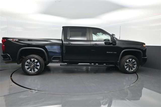 2024 Chevrolet Silverado 2500HD 4WD Crew Cab 159" Custom - 22921133 - 30