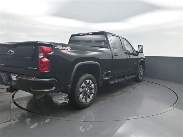 2024 Chevrolet Silverado 2500HD 4WD Crew Cab 159" Custom - 22980788 - 32