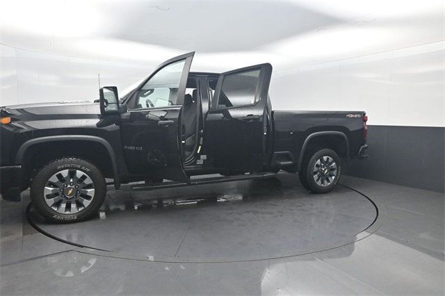 2024 Chevrolet Silverado 2500HD 4WD Crew Cab 159" Custom - 22980788 - 36