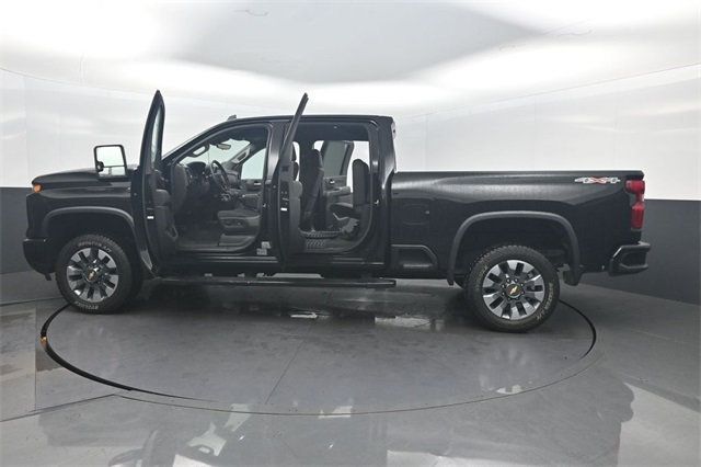 2024 Chevrolet Silverado 2500HD 4WD Crew Cab 159" Custom - 22980788 - 39