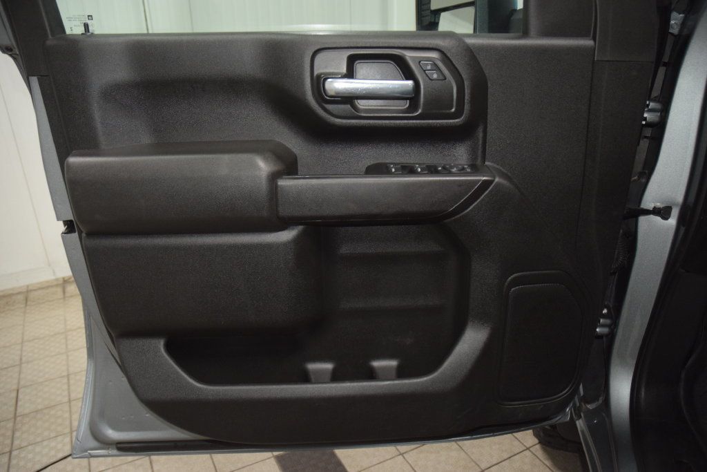 2024 Chevrolet Silverado 2500HD 4WD Crew Cab 159" Custom - 23059193 - 41