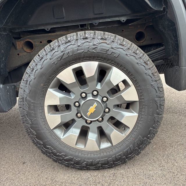 2024 Chevrolet Silverado 2500HD 4WD Crew Cab 159" Custom - 23067336 - 12