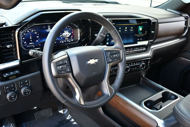 2024 Chevrolet Silverado 2500HD 4WD Crew Cab 159" High Country W/Technology & Z71 Packages - 22773004 - 12
