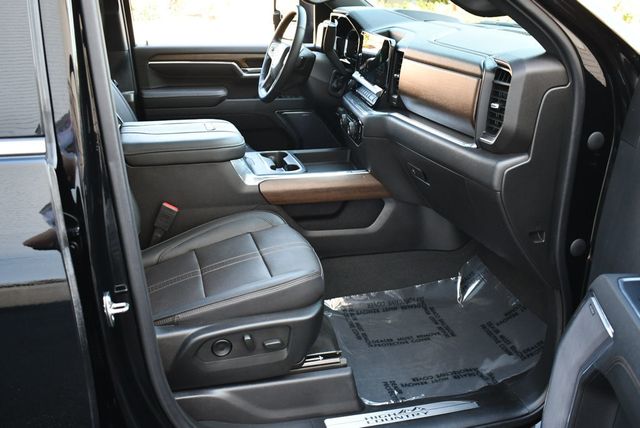 2024 Chevrolet Silverado 2500HD 4WD Crew Cab 159" High Country W/Technology & Z71 Packages - 22773004 - 18