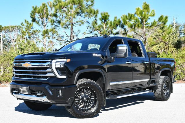 2024 Chevrolet Silverado 2500HD 4WD Crew Cab 159" High Country W/Technology & Z71 Packages - 22773004 - 1