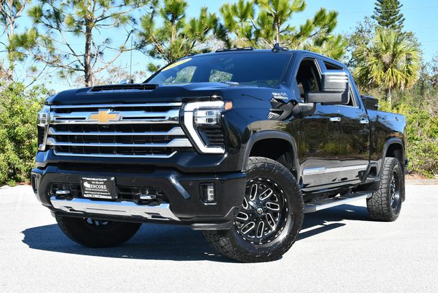 2024 Chevrolet Silverado 2500HD 4WD Crew Cab 159" High Country W/Technology & Z71 Packages - 22773004 - 21