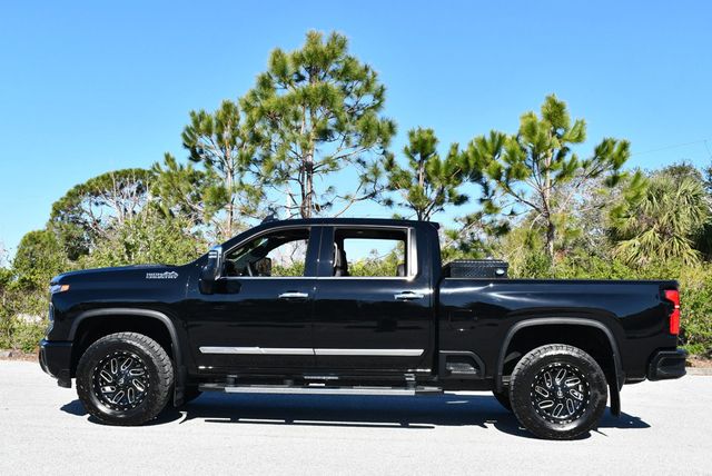 2024 Chevrolet Silverado 2500HD 4WD Crew Cab 159" High Country W/Technology & Z71 Packages - 22773004 - 26