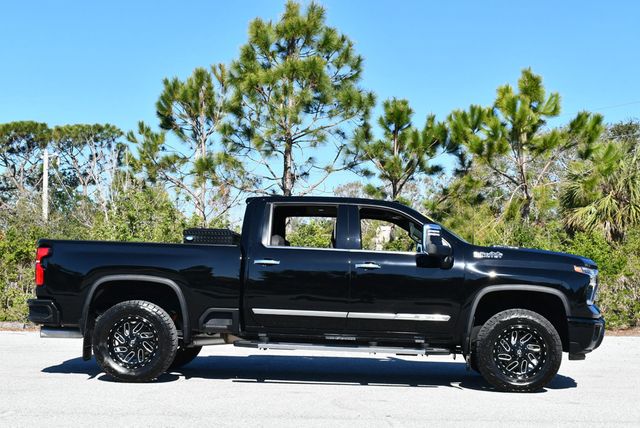 2024 Chevrolet Silverado 2500HD 4WD Crew Cab 159" High Country W/Technology & Z71 Packages - 22773004 - 32