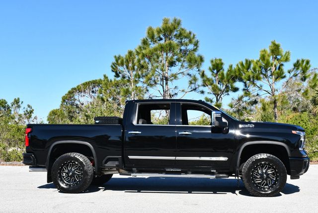 2024 Chevrolet Silverado 2500HD 4WD Crew Cab 159" High Country W/Technology & Z71 Packages - 22773004 - 34