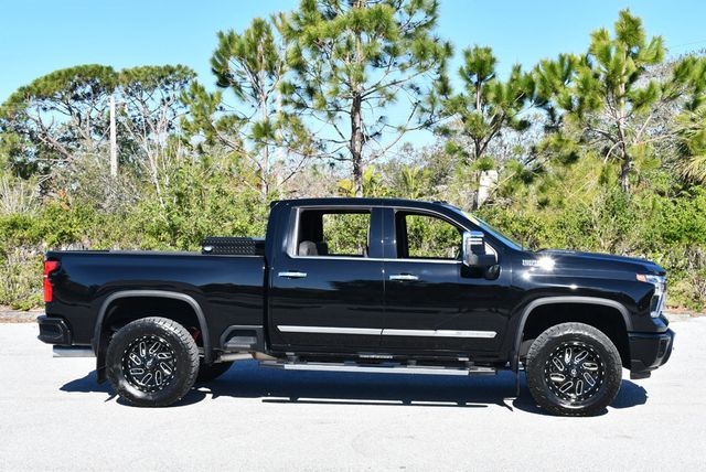 2024 Chevrolet Silverado 2500HD 4WD Crew Cab 159" High Country W/Technology & Z71 Packages - 22773004 - 35