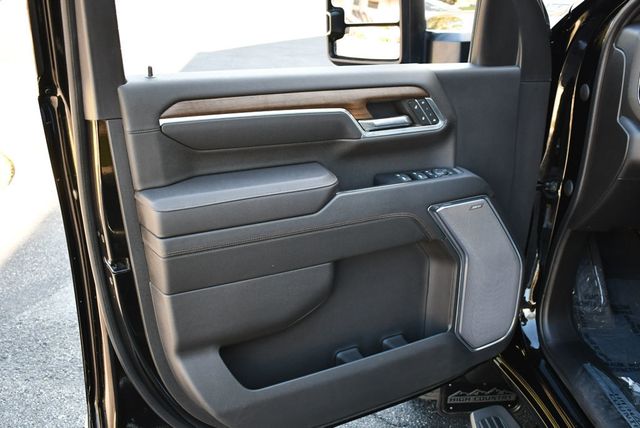 2024 Chevrolet Silverado 2500HD 4WD Crew Cab 159" High Country W/Technology & Z71 Packages - 22773004 - 40