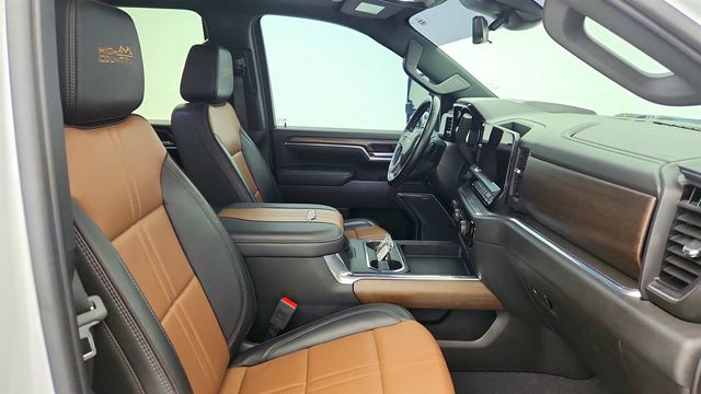 2024 Chevrolet Silverado 2500HD 4WD Crew Cab 159''' High Country w/ Turbo Diesel & Premium Pkg - 23014749 - 23