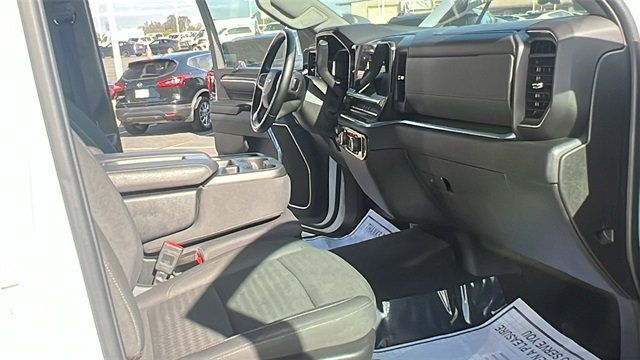 2024 Chevrolet Silverado 2500HD 4WD Crew Cab 159" LT - 22923309 - 13