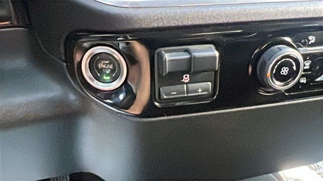 2024 Chevrolet Silverado 2500HD 4WD Crew Cab 159" LT - 22923309 - 28