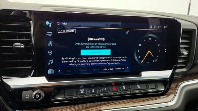 2024 Chevrolet Silverado 2500HD 4WD Crew Cab 159’’ LT w/ 6.6L Turbo-Diesel & Chrome Assist Steps - 22945613 - 16