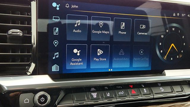 2024 Chevrolet Silverado 2500HD 4WD Crew Cab 159’’ LT w/ 6.6L Turbo-Diesel & Chrome Assist Steps - 22945613 - 18