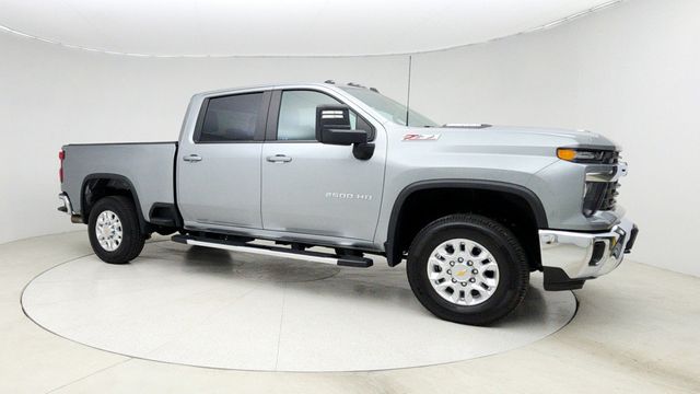2024 Chevrolet Silverado 2500HD 4WD Crew Cab 159’’ LT w/ 6.6L Turbo-Diesel & Chrome Assist Steps - 22945613 - 2