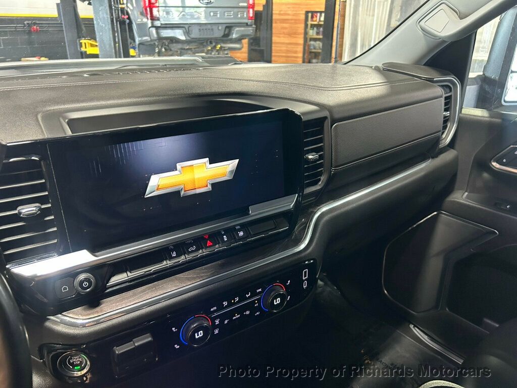 2024 Chevrolet Silverado 2500HD 4WD Crew Cab 159" LTZ - 23040077 - 11