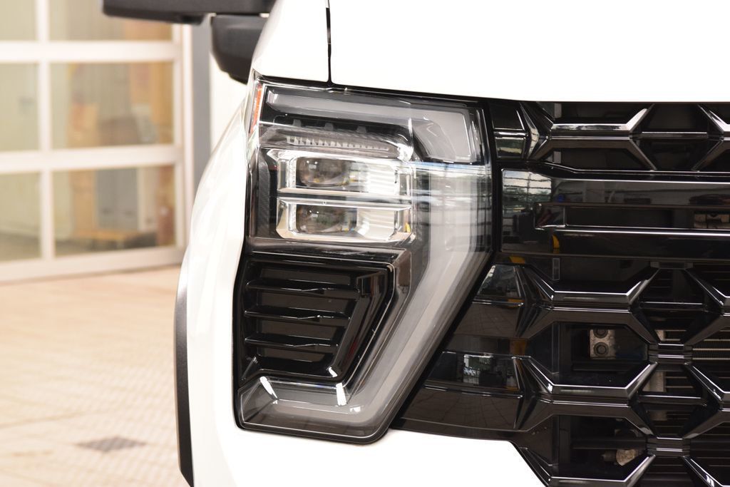 2024 Chevrolet Silverado 2500HD 4WD Crew Cab 159" ZR2 - 23079796 - 11
