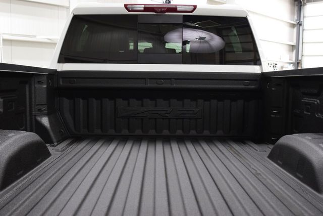 2024 Chevrolet Silverado 2500HD 4WD Crew Cab 159" ZR2 - 23079796 - 29